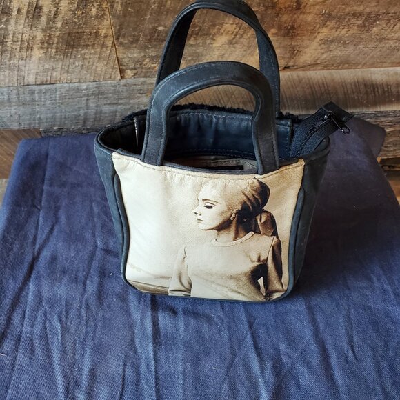 Small Handbag - Picture 2 of 4